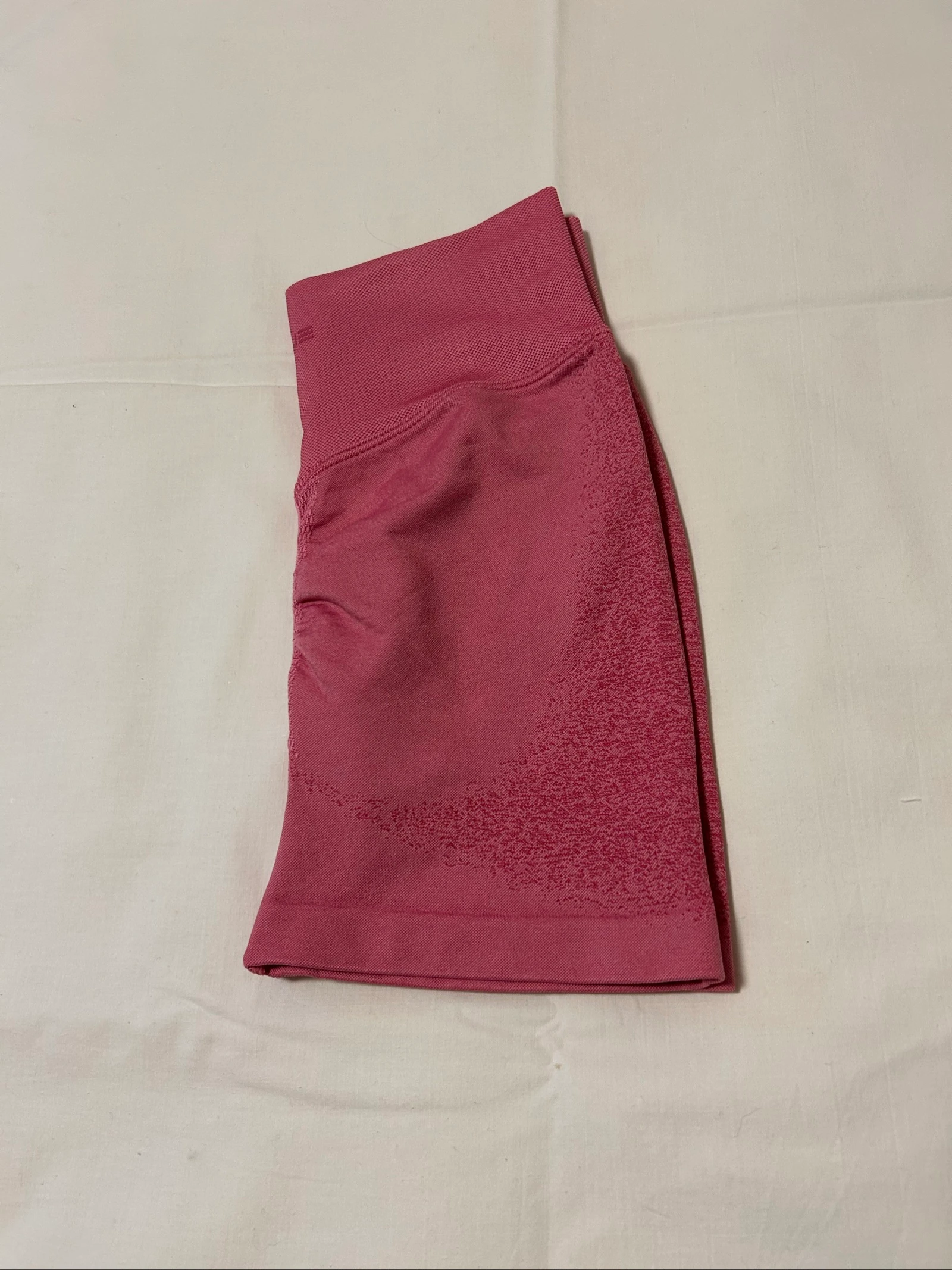 Pink seamless sports shorts – photo 3